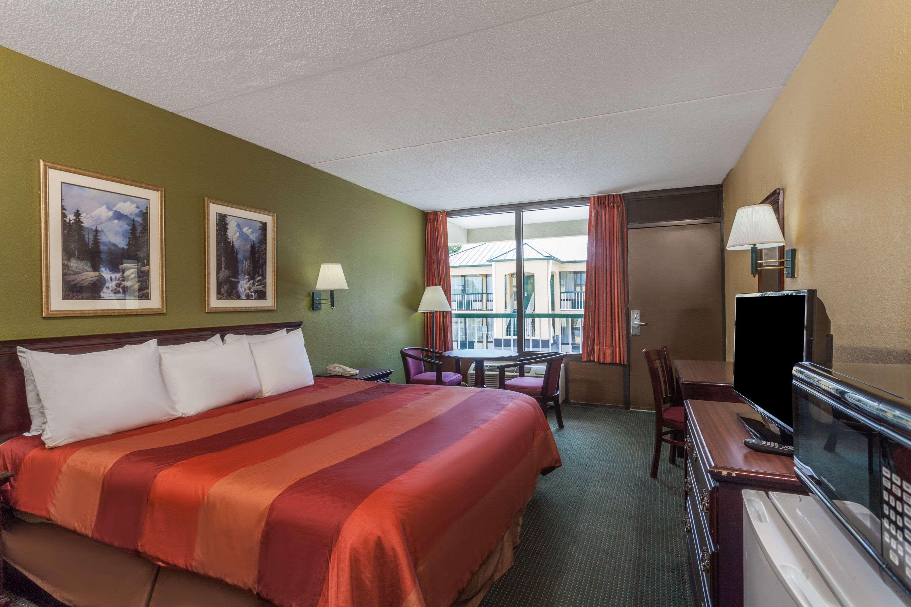 Days By Wyndham Saint Thomas West Hospital Hotel Nashville
