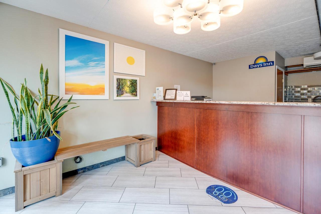 Hotel Days By Wyndham Saint Thomas West Hospital 2*