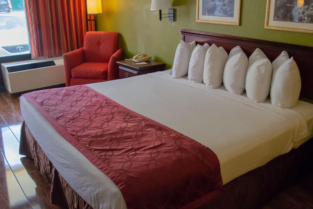 Hotel Days By Wyndham Saint Thomas West Hospital Nashville