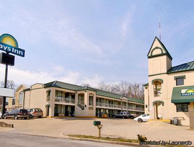 Days By Wyndham Saint Thomas West Hospital Nashville